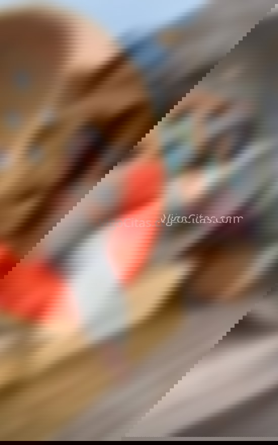 Una jovencita extrovertida y cercana. 623485675. Citas en VIGO, VIGO. www.vigocitas.com.