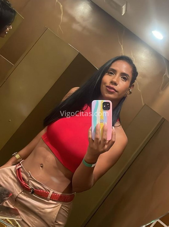 Nathalia, hermosa colombiana. 632062218. Citas en VIGO, VIGO. www.vigocitas.com.
