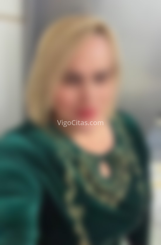 Rocio, mujer latina curvy. 747455988. Citas en VIGO, VIGO. www.vigocitas.com.