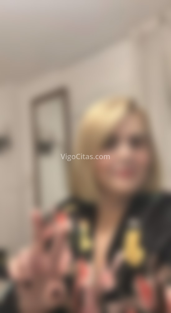 Rocio, mujer latina curvy. 747455988. Citas en VIGO, VIGO. www.vigocitas.com.
