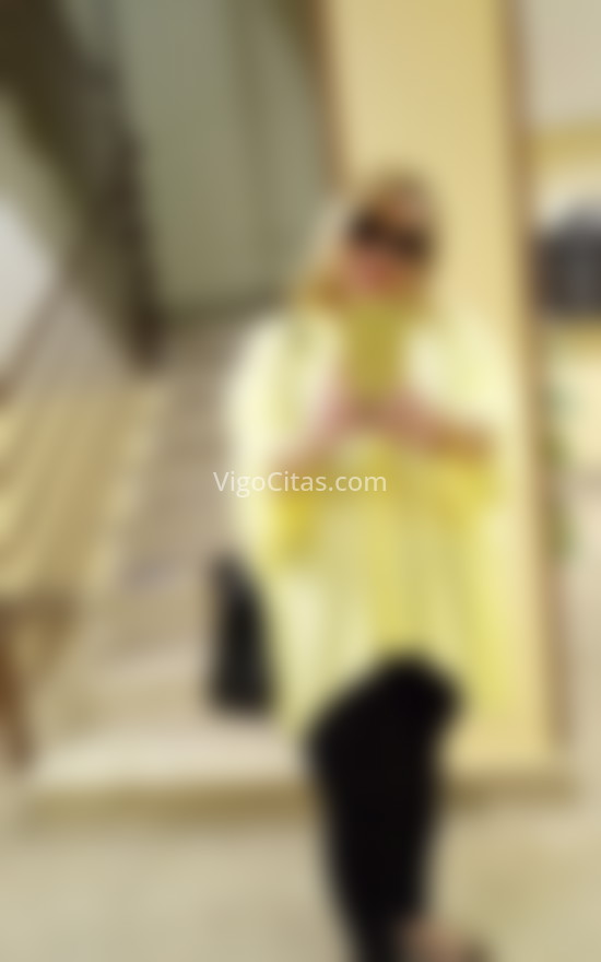 Rocio, mujer latina curvy. 747455988. Citas en VIGO, VIGO. www.vigocitas.com.