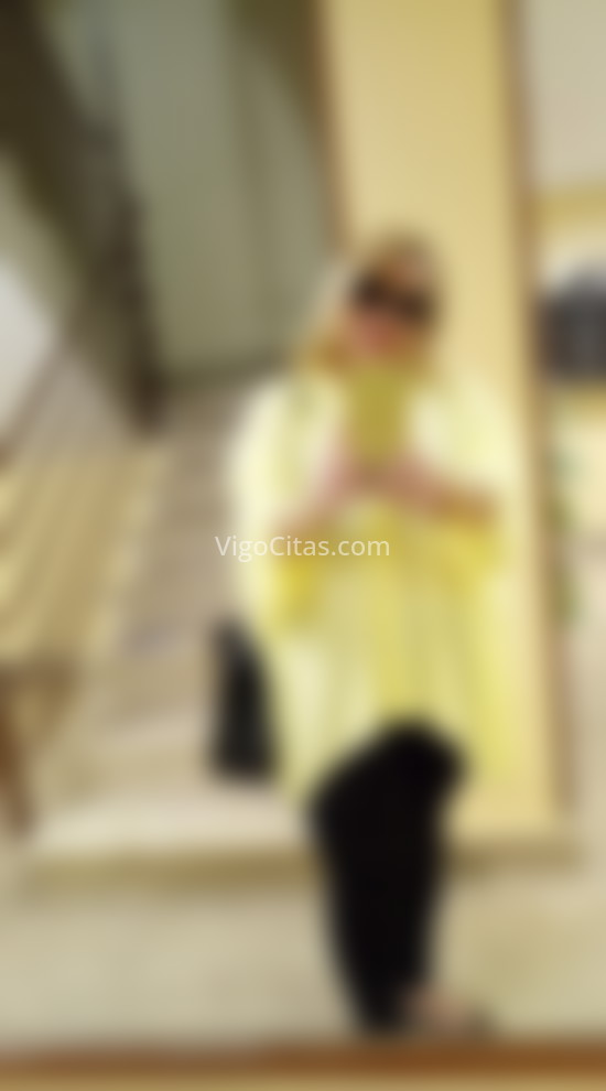 Rocio, mujer latina curvy. 747455988. Citas en VIGO, VIGO. www.vigocitas.com.
