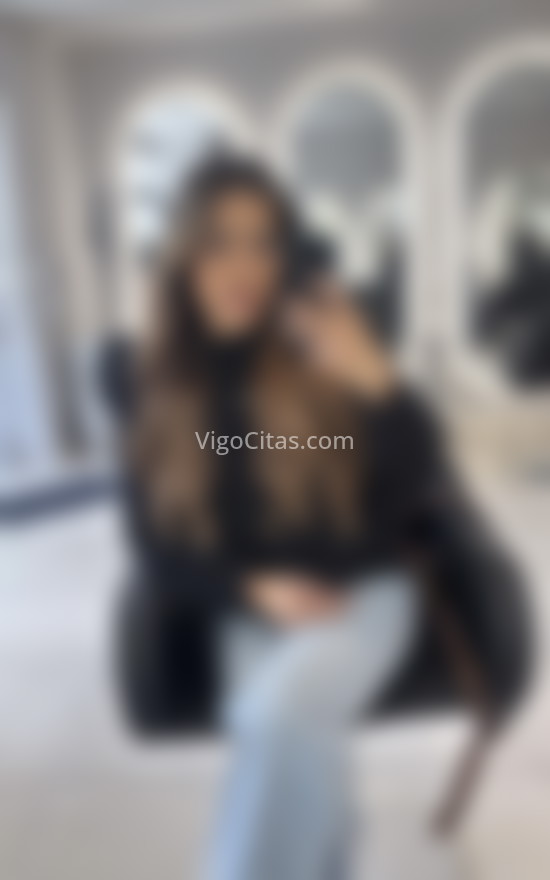 Aisha, brasileña 24 años. 643847863. Citas en VIGO, VIGO. www.vigocitas.com.
