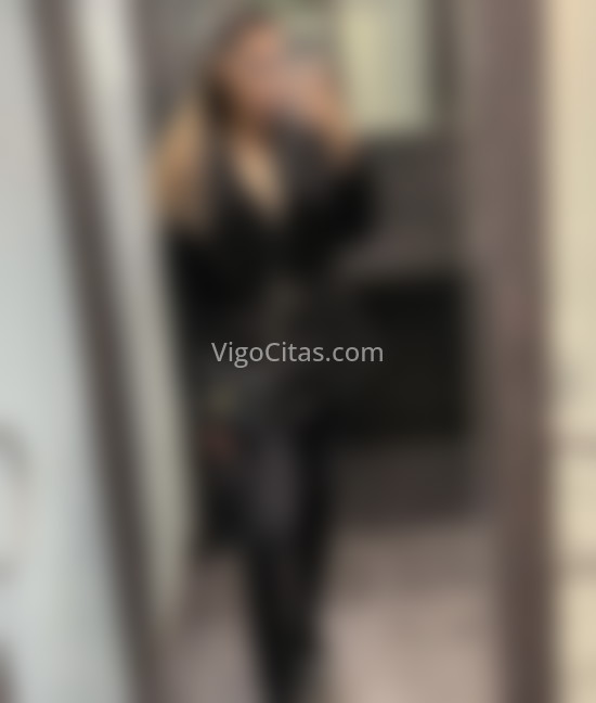 Aisha, brasileña 24 años. 643847863. Citas en VIGO, VIGO. www.vigocitas.com.