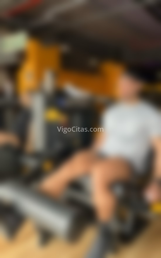 Ramses, joven argentino. 604061335. Citas en VIGO, VIGO. www.vigocitas.com.