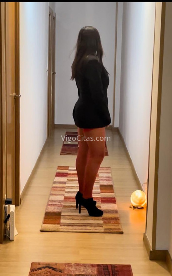 Flor, madura latina agradable. 634069163. Citas en VIGO, VIGO. www.vigocitas.com.