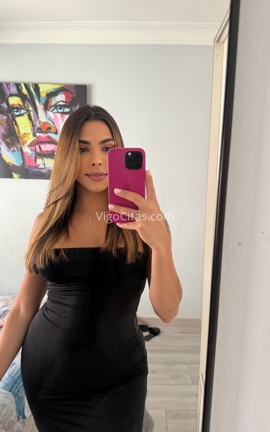 Melissa, trans pelinegra. 658440777. Citas en VIGO, VIGO. www.vigocitas.com.