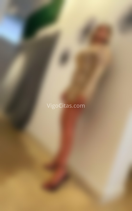 Cayetana, sevillana. 687447365. Citas en VIGO, VIGO. www.vigocitas.com.