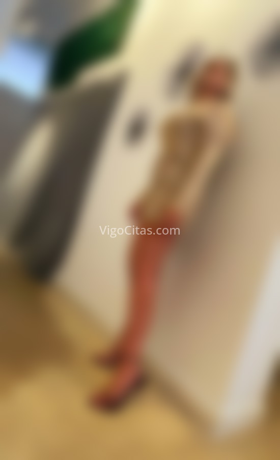Cayetana, sevillana. 687447365. Citas en VIGO, VIGO. www.vigocitas.com.