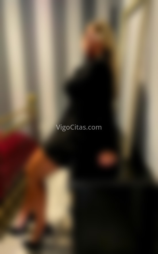 Cayetana, sevillana. 687447365. Citas en VIGO, VIGO. www.vigocitas.com.