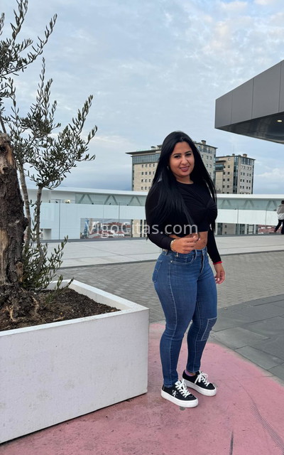 Jade, modelo colombiana. 613900957. Citas en VIGO, VIGO. www.vigocitas.com.