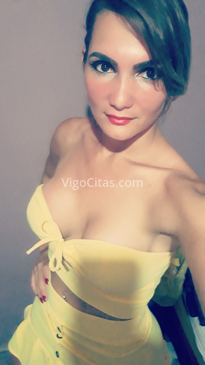 Júlia, trans. 672864600. Citas en VIGO, VIGO. www.vigocitas.com.