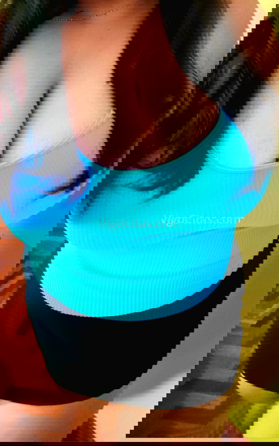 Rosa, rellenita colombiana. 642592311. Citas en VIGO, VIGO. www.vigocitas.com.