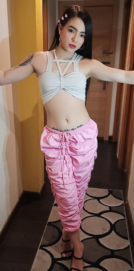 Yenifer, estudiante 19 añitos muy dulce. 682801586. Citas en VIGO, VIGO. www.vigocitas.com.