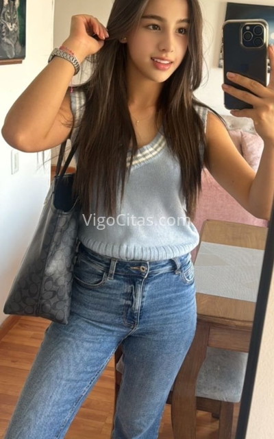 Danna, 18 años, estudiante diferente. 682801586. Citas en VIGO, VIGO. www.vigocitas.com.