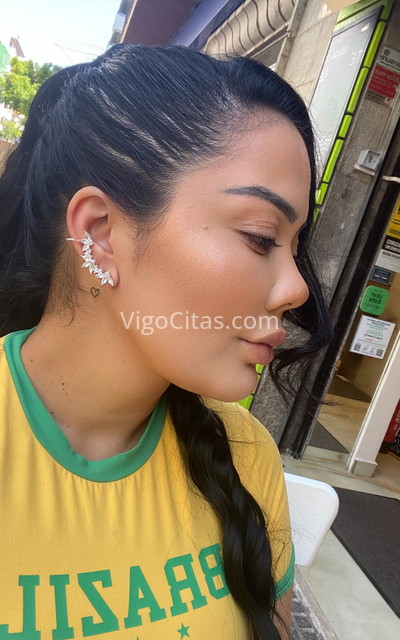 Karol Suzuky, guapa brasileña. 613431002. Citas en VIGO, VIGO. www.vigocitas.com.