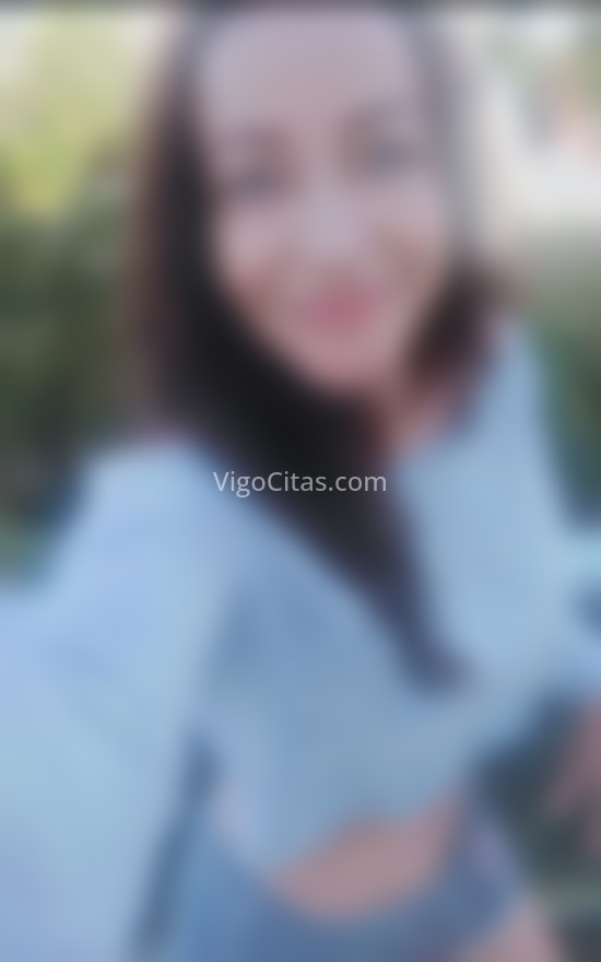 Romina, mujer europea elegante. 677431619. Citas en VIGO, VIGO. www.vigocitas.com.