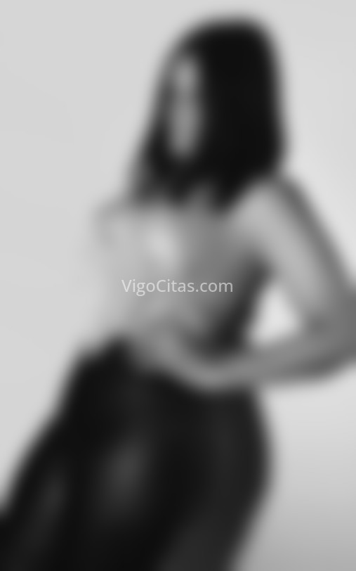 Any, morena con mucho estilo y glamour. 624463122. Citas en VIGO, VIGO. www.vigocitas.com.