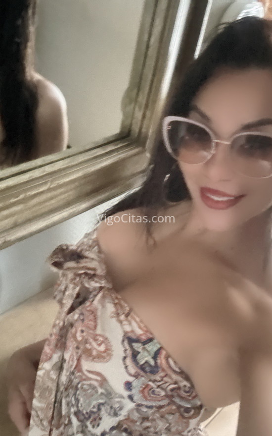 Diana, latina de 30 años. 603250410. Citas en VIGO, VIGO. www.vigocitas.com.