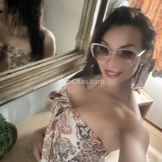 Diana, latina de 30 años. 603250410. Citas en VIGO, VIGO. www.vigocitas.com.