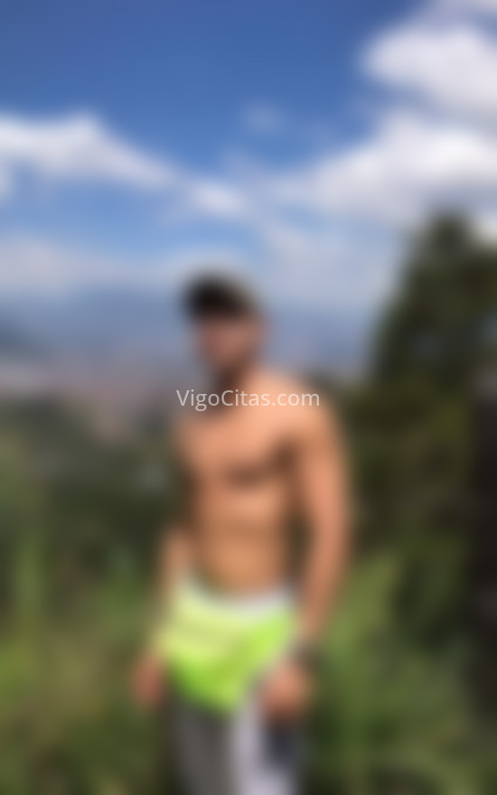 Andrés, leal latino masculino . 661345019. Citas en VIGO, VIGO. www.vigocitas.com.