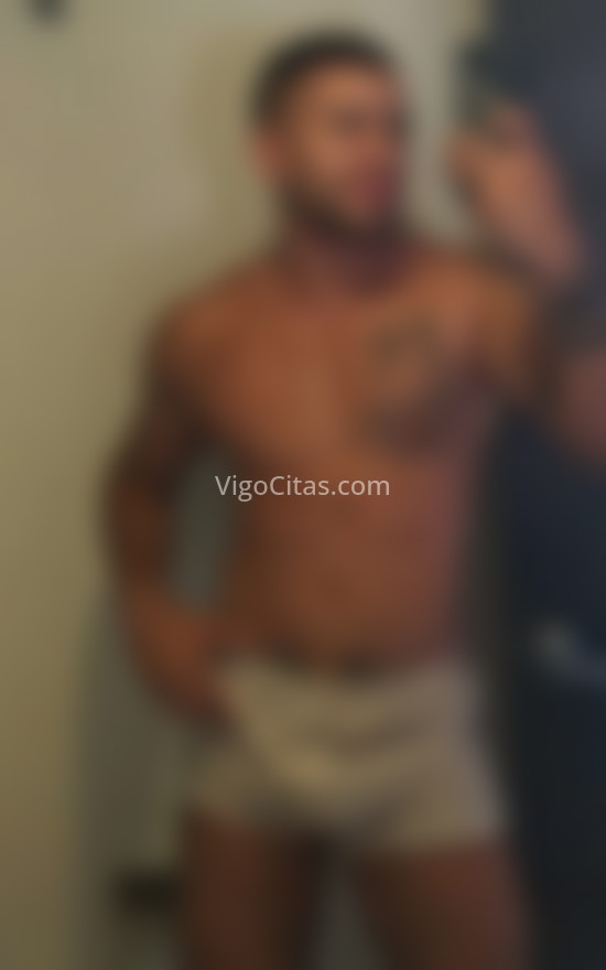 Andrés, leal latino masculino . 661345019. Citas en VIGO, VIGO. www.vigocitas.com.