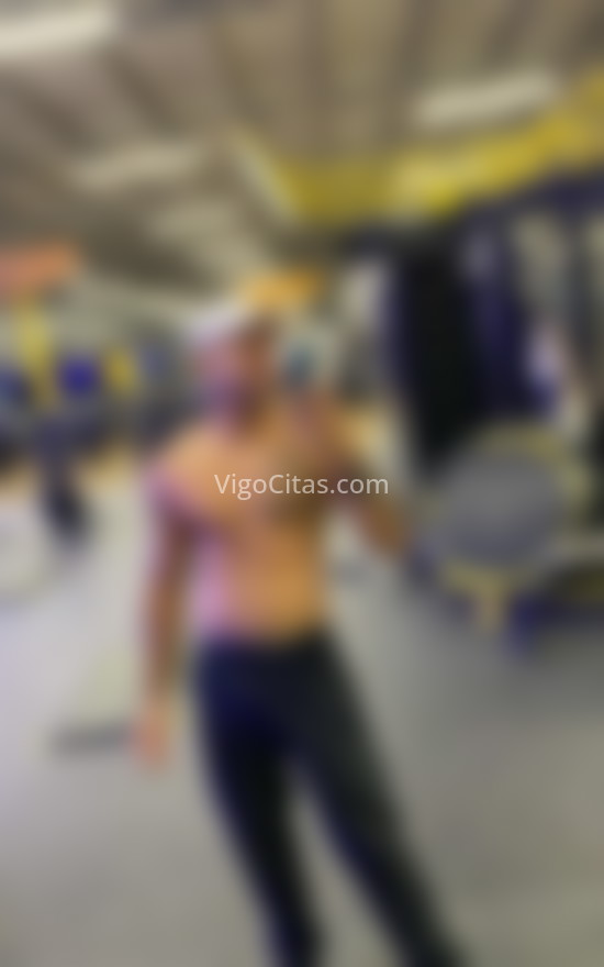 Andrés, leal latino masculino . 661345019. Citas en VIGO, VIGO. www.vigocitas.com.