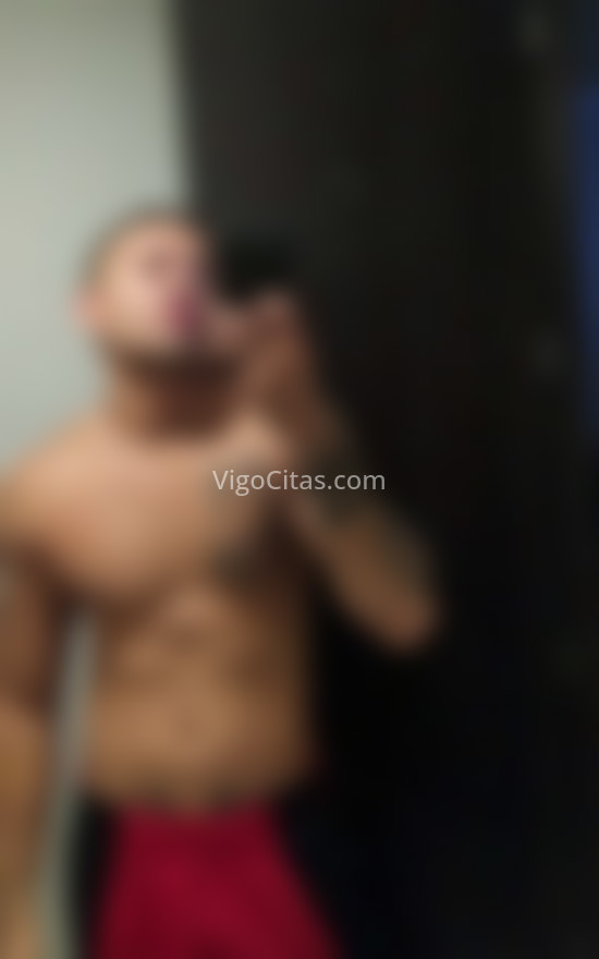 Andrés, leal latino masculino . 661345019. Citas en VIGO, VIGO. www.vigocitas.com.