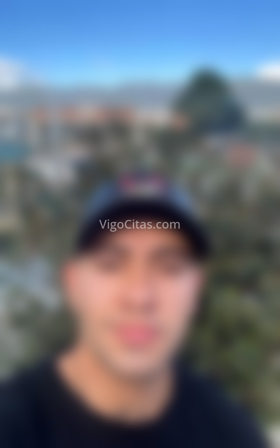 Andrés, leal latino masculino . 661345019. Citas en VIGO, VIGO. www.vigocitas.com.