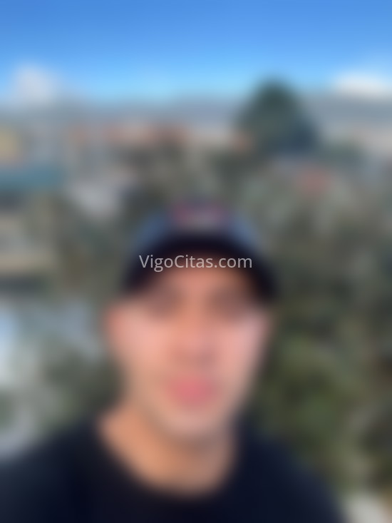 Andrés, leal latino masculino . 661345019. Citas en VIGO, VIGO. www.vigocitas.com.