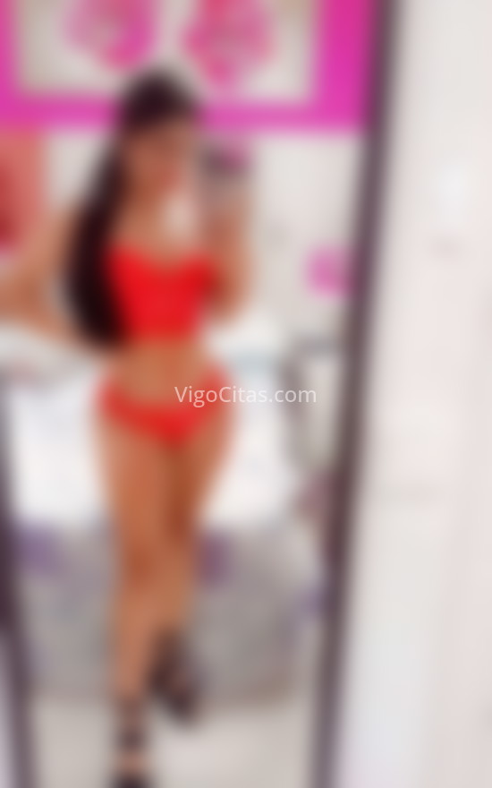  Kata, manos de seda y cuerpo natural. 658253676. Citas en VIGO, VIGO. www.vigocitas.com.