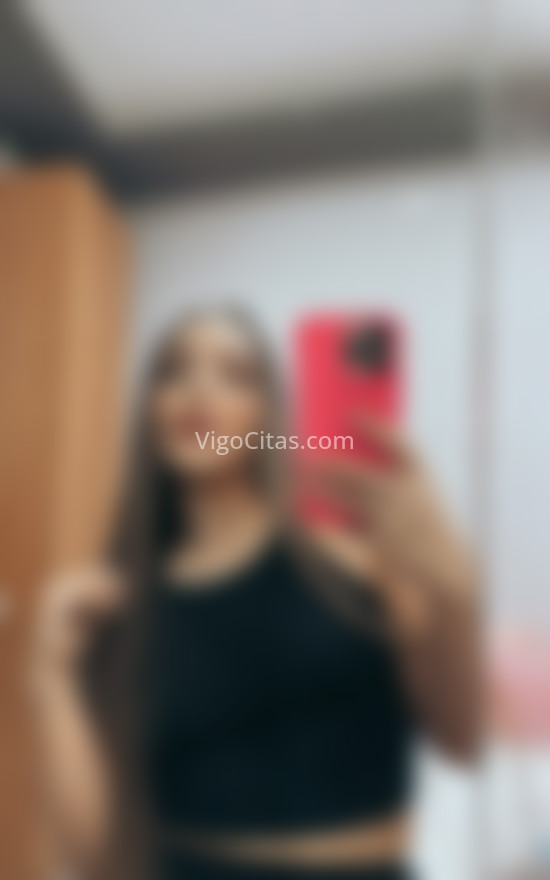 Dulce, colombiana. 641752232. Citas en VIGO, VIGO. www.vigocitas.com.