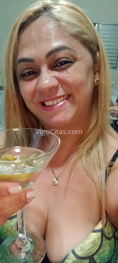 Karliña, brasileña . 611285189. Citas en VIGO, VIGO. www.vigocitas.com.
