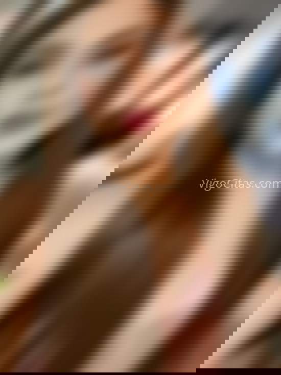Trans curvy fiestera colombiana. 605442358. Citas en VIGO, VIGO. www.vigocitas.com.