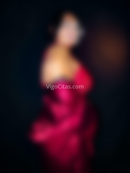Liz, encantadora latina, novedad. 613422811. Citas en VIGO, VIGO. www.vigocitas.com.