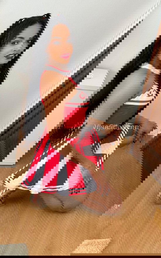 Karoll, joven brasileña . 604171501. Citas en VIGO, VIGO. www.vigocitas.com.