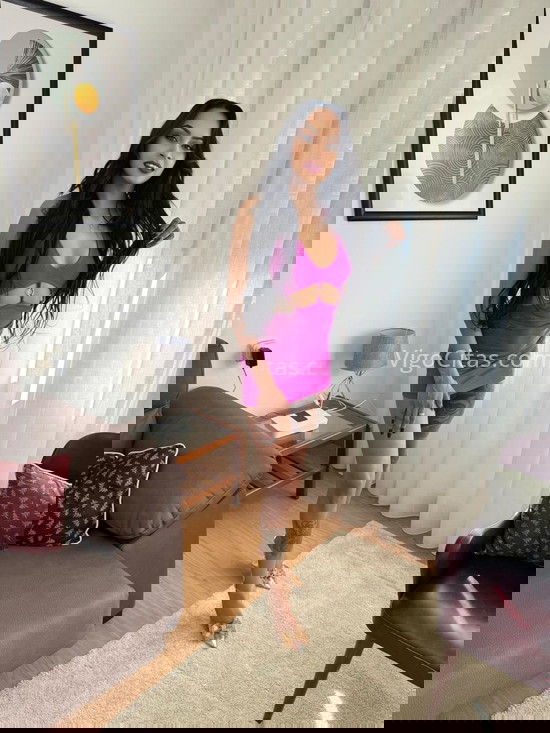 Karoll, joven brasileña . 604171501. Citas en VIGO, VIGO. www.vigocitas.com.