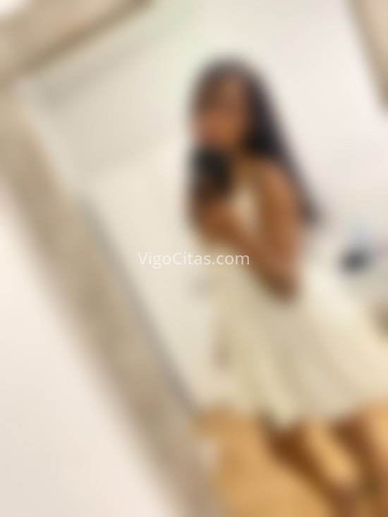 Karoll, joven brasileña . 604171501. Citas en VIGO, VIGO. www.vigocitas.com.