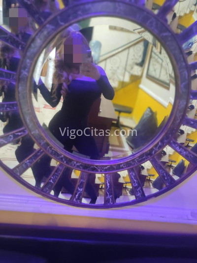 Laura, rubia colombiana. 627215354. Citas en VIGO, VIGO. www.vigocitas.com.