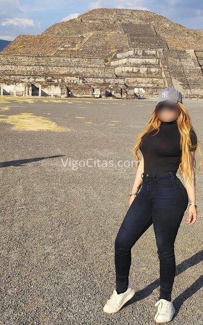 Laura, rubia colombiana. 627215354. Citas en VIGO, VIGO. www.vigocitas.com.