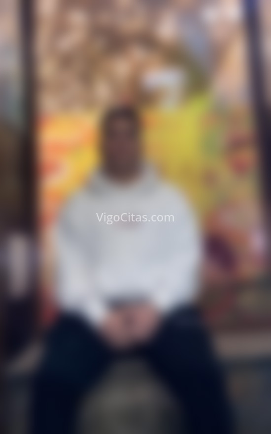 Maximiliano, latino. 672488234. Citas en VIGO, VIGO. www.vigocitas.com.