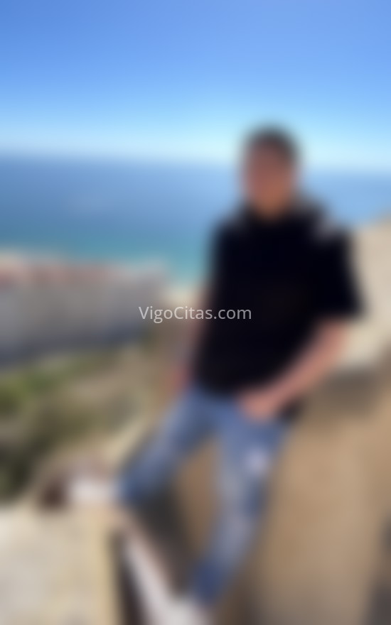 Maximiliano, latino. 672488234. Citas en VIGO, VIGO. www.vigocitas.com.