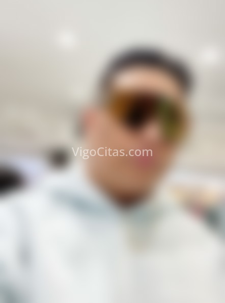 Maximiliano, latino. 672488234. Citas en VIGO, VIGO. www.vigocitas.com.