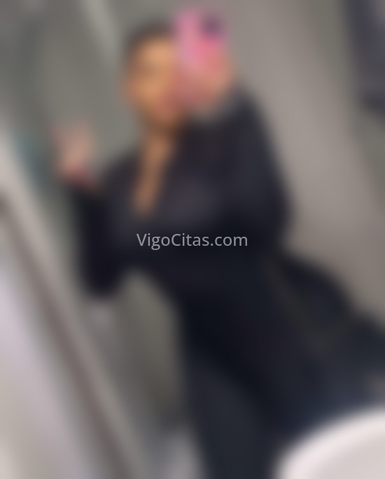 Keisha, jovencita apasionada. 672911243. Citas en VIGO, VIGO. www.vigocitas.com.
