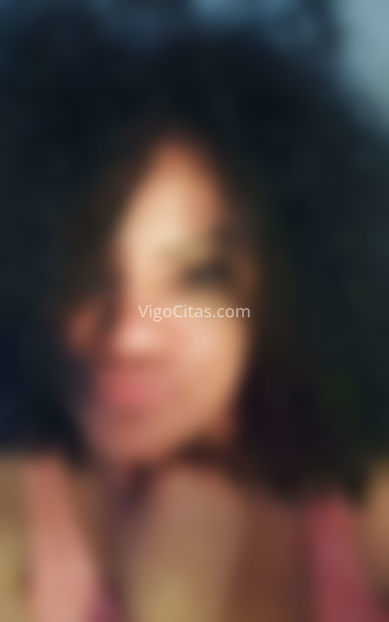 Luna, cubana con raíces gallegas. 667334891. Citas en VIGO, VIGO. www.vigocitas.com.