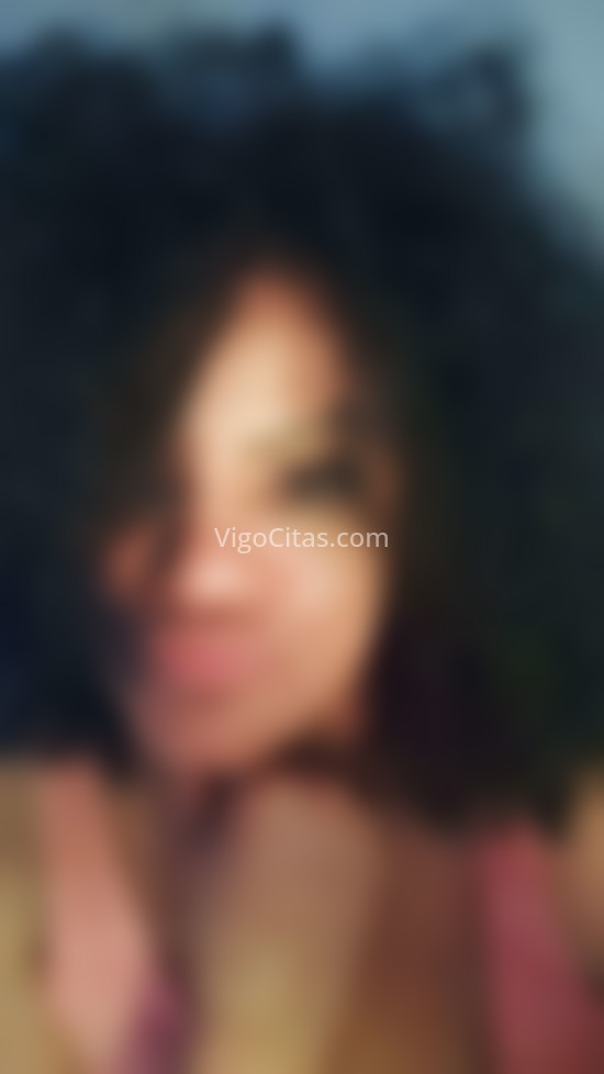 Luna, cubana con raíces gallegas. 667334891. Citas en VIGO, VIGO. www.vigocitas.com.