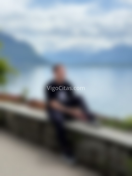 Santiago, joven colombiano. 622421872. Citas en VIGO, VIGO. www.vigocitas.com.