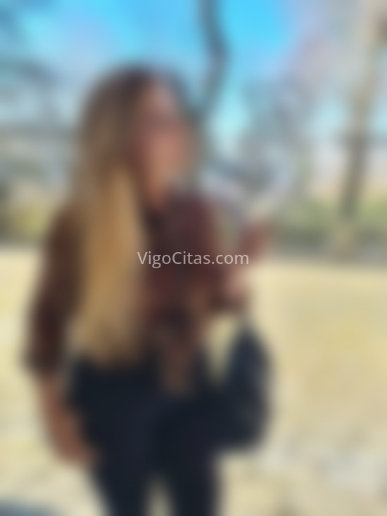 Anabella, brasileña de vacaciones. 613202813. Citas en VIGO, VIGO. www.vigocitas.com.