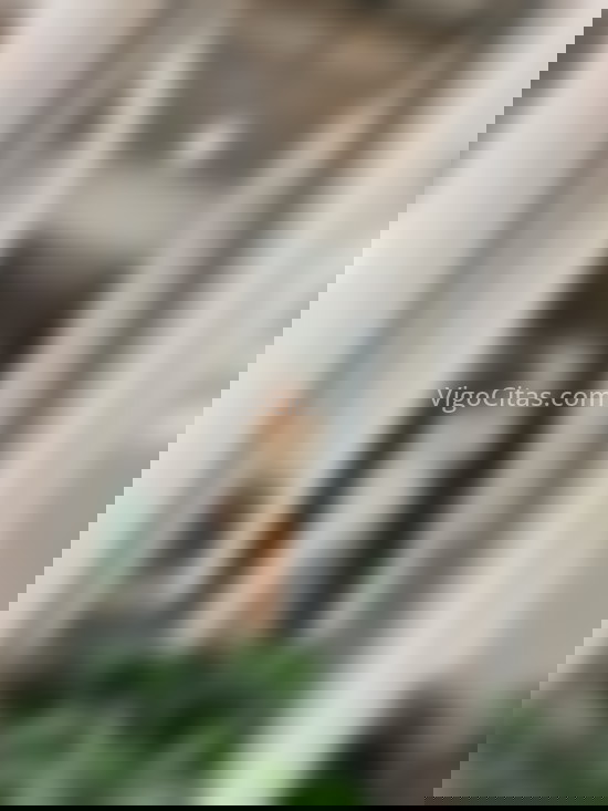 Mía, linda joven cariñosa y encantadora. 672817472. Citas en VIGO, VIGO. www.vigocitas.com.