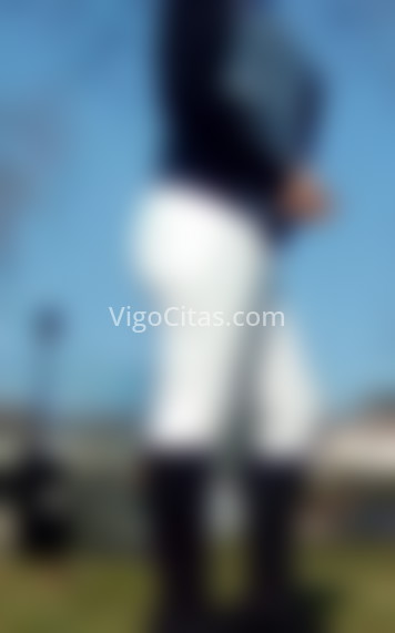 Mia, recién llegada a la ciudad. 613434634. Citas en VIGO, VIGO. www.vigocitas.com.